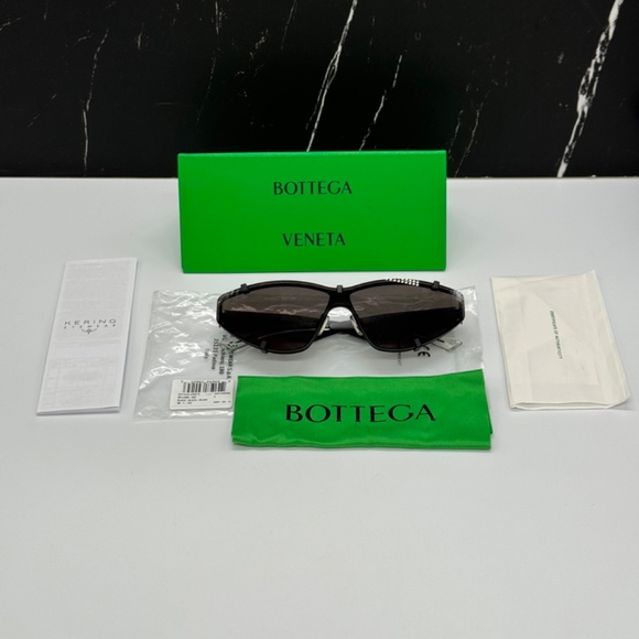 NEW BV1165S 002 BOTTEGA VENETA BLACK WOMEN BOTTEGA VENETA SUNGLASSES - Picture 12 of 12